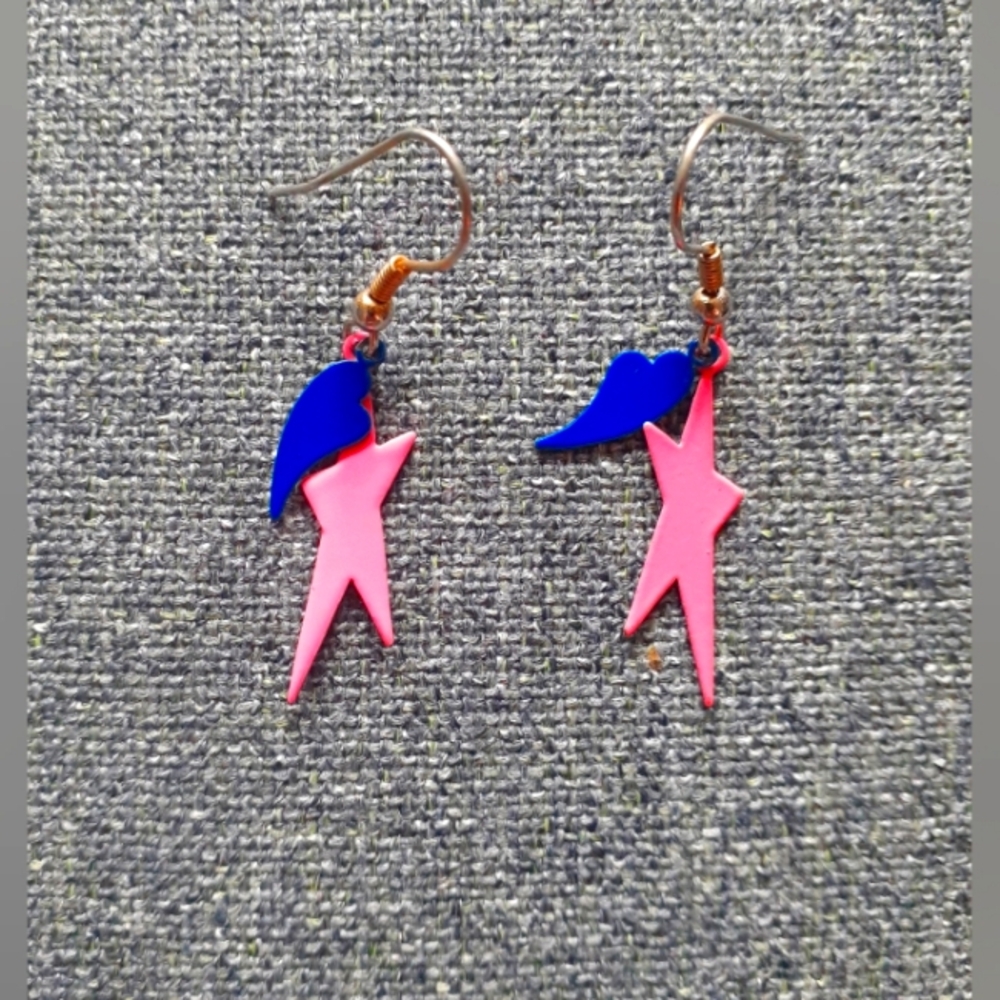 2/$20! Retro 80's star & heart dangle vintage statement earrings